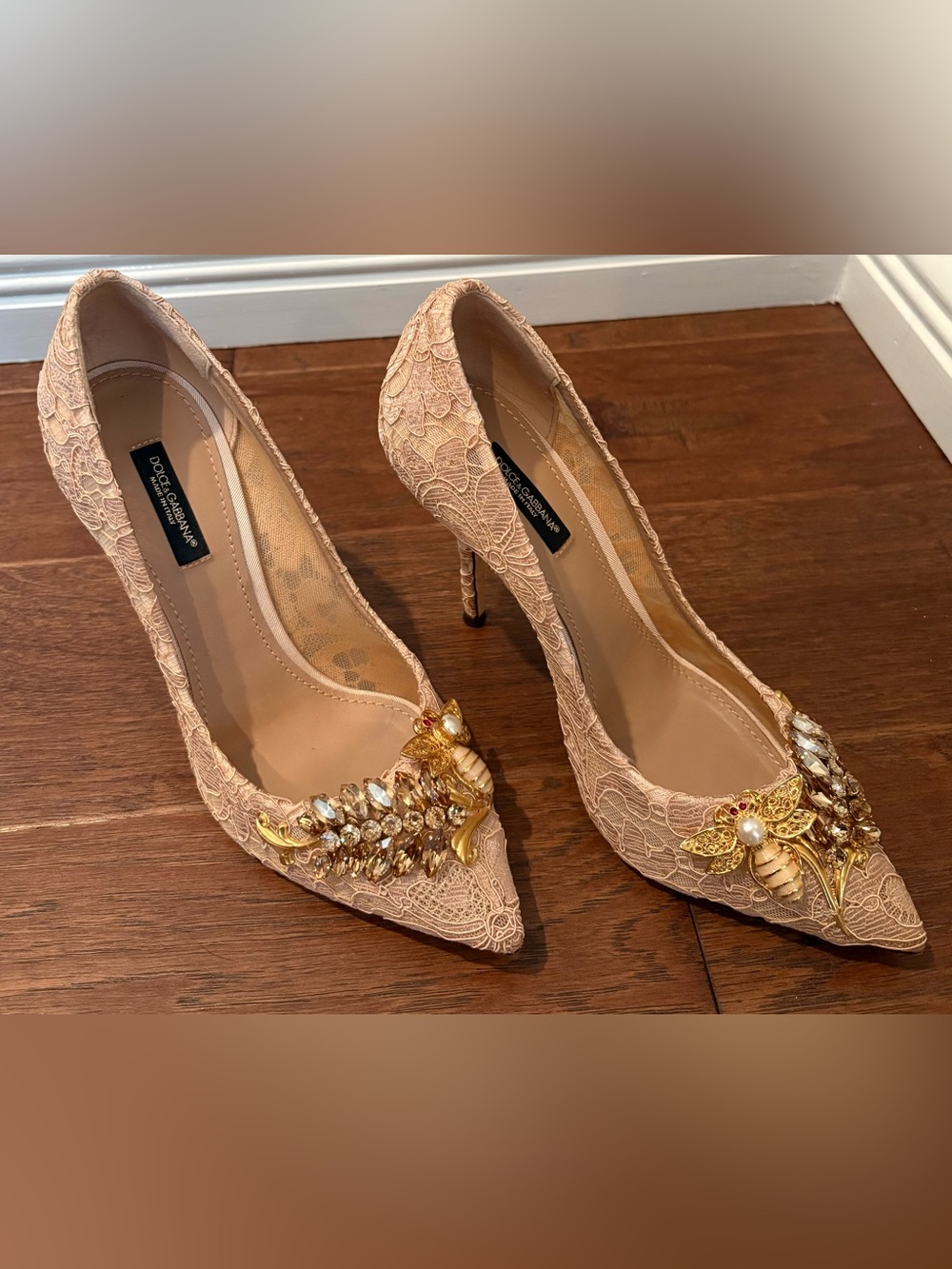 Dolce & Gabbana Beige Lace Pointed Heels with Gold Bee Embellishments